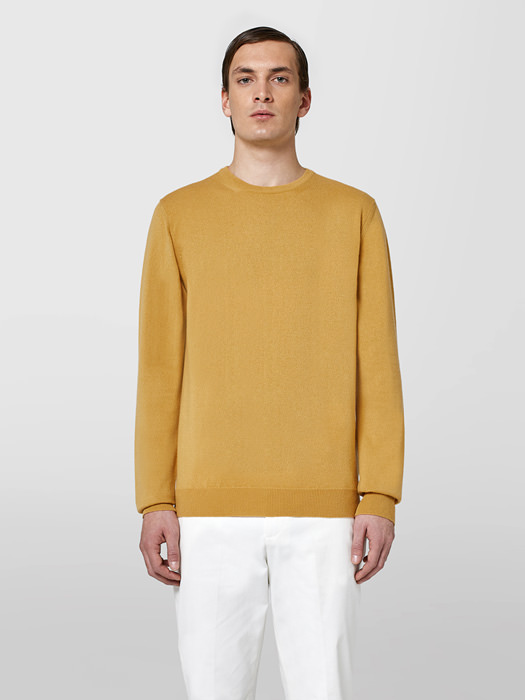 BASIC CREW NECK SWEATER IN CASHMERE
