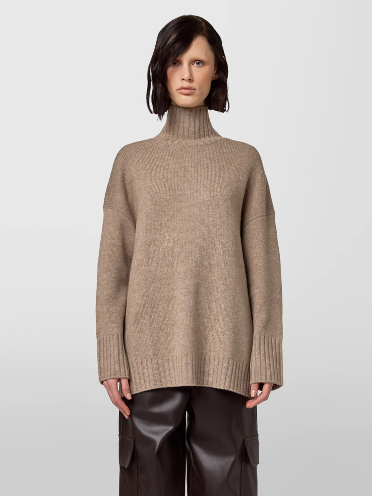 ALPHA STUDIO Woman Knitwear and Apparel FW 2024